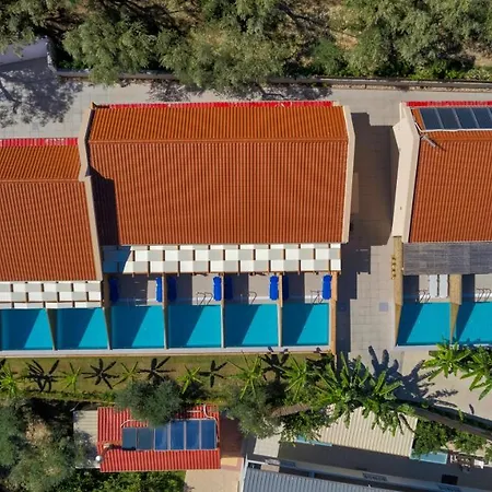 Kozanos With Private Pool *