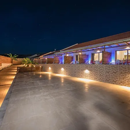 Kozanos With Private Pool *