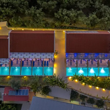 Kozanos With Private Pool Lägenhet