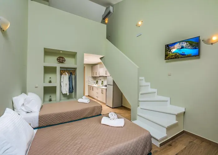 Kozanos With Private Pool Apartment *