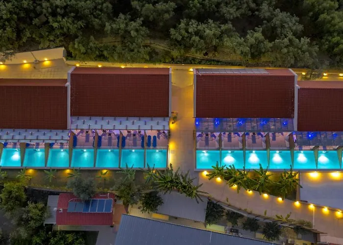 Kozanos With Private Pool Apartment